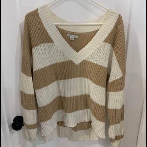 American eagle sweater - Picture 2 of 2
